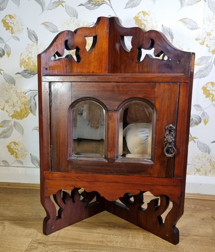 Small antique mahogany corner - small,