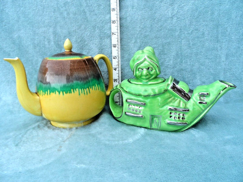 Vintage collectors tea - collectors, pots