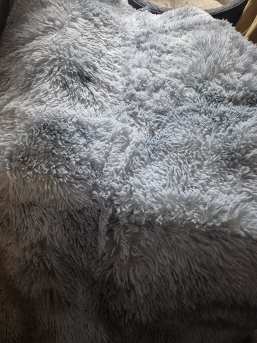 Fluffy light grey - fluffy,