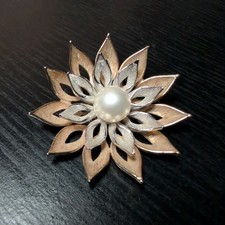 Vintage Duo Tone Faux Pearl