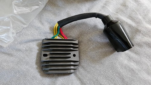 Voltage regulator rectifier - regulator,