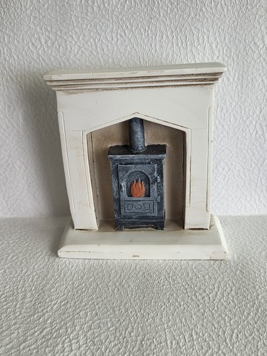 Dolls house scale - house, resin