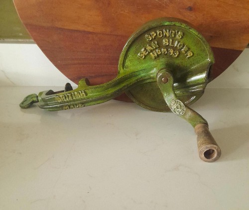 Vintage spongs bean slicer - bean,