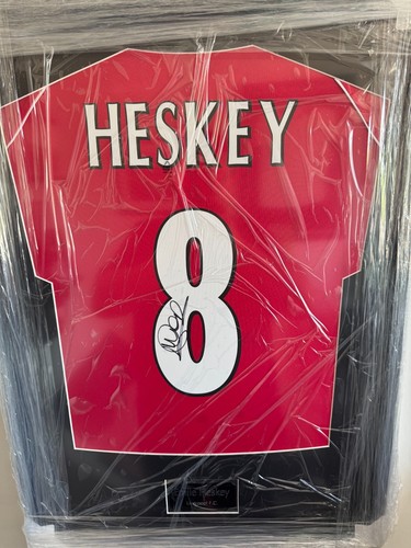 Emile heskey liverpool signed - liverpool,