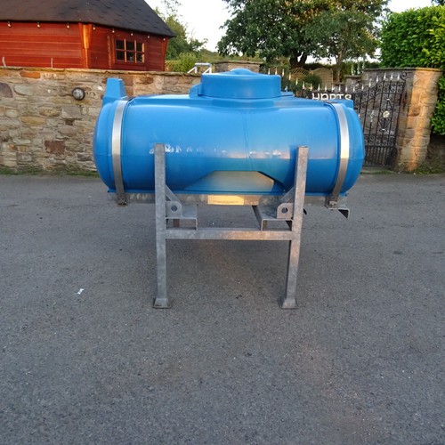 475 vat 1125 - static, water