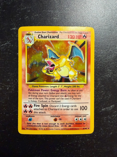 Charizard 102 base set holo - 4/102,