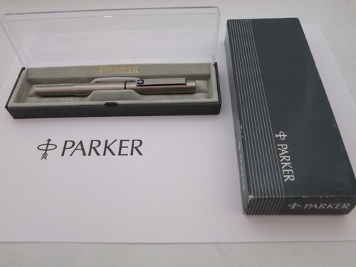 Mint boxed blue trim parker - mint,