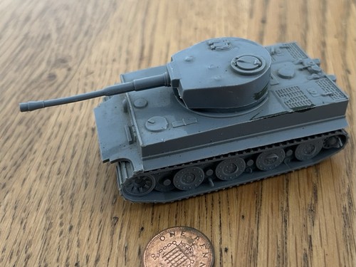 Vintage airfix unpainted - vintage,