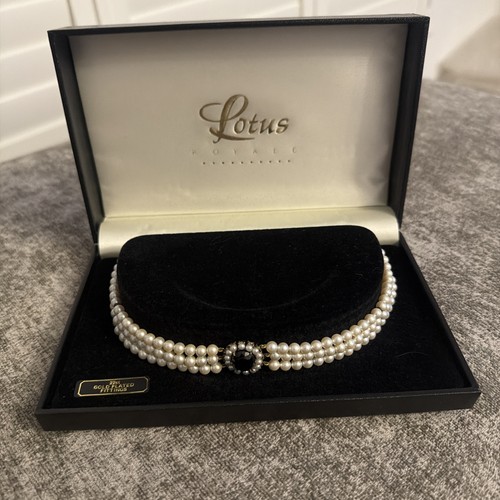 Lotus royale pearl choker with - lotus,