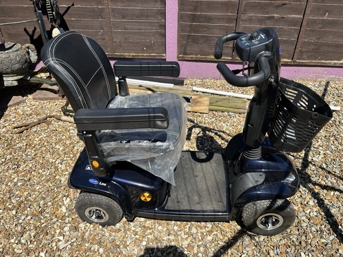 Hardly used new - used,