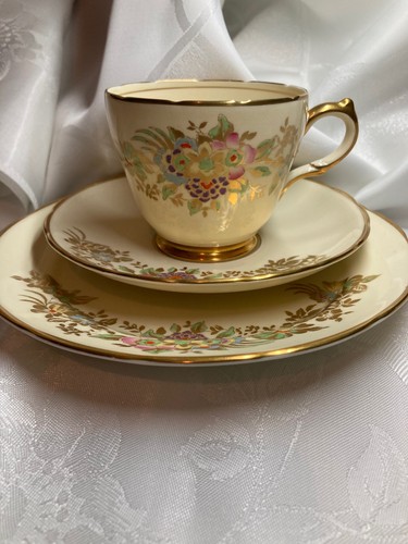 Vintage cups saucers - vintage, trio's