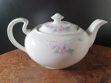 aynsley little sweetheart teapot