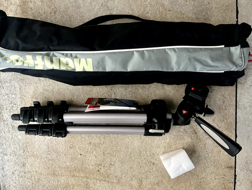 Manfrotto 393 tripod - s-h.,