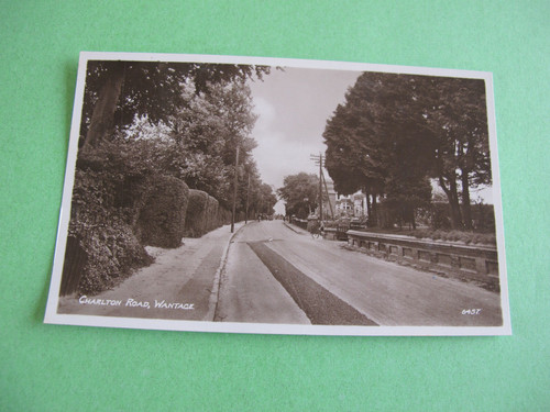 Charlton road wantage - charlton, uk