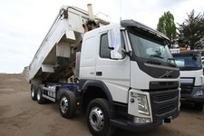 2016 VOLVO FM 8X4 TIPPER TRUCK