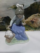 Nao By Lladro Let's Rest In