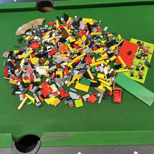Large loose lot off lego - large,