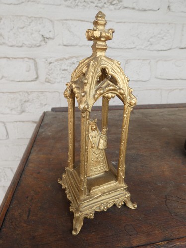 Antique our lady montaigu