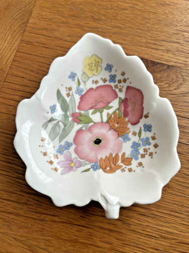 Vintage wedgewood meadow - vintage,