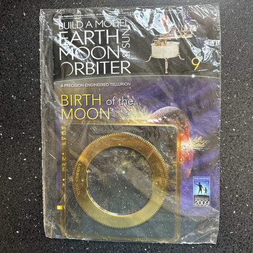 Eaglemoss earth moon sun - earth,