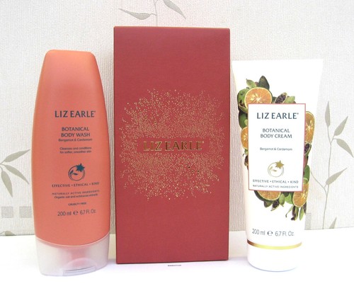 Liz earle botanical body - earle, cream