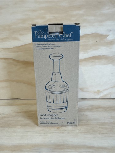 The pampered chef food chopper - pampered,