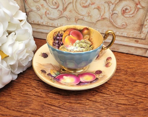 Aynsley orchard gold cabinet - aynsley,