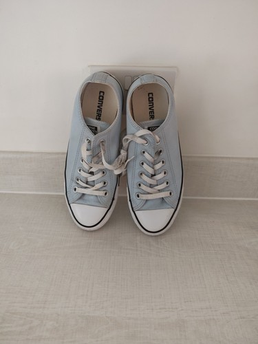 Woman size 8 converse - , woman’s