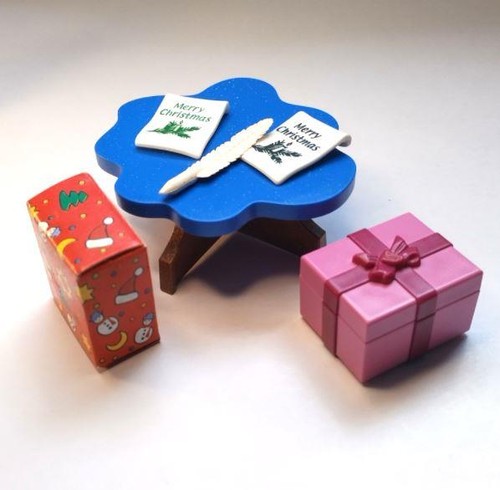 Playmobil dolls house - dolls,