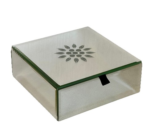 Mirrored jewellery box - mirrored,