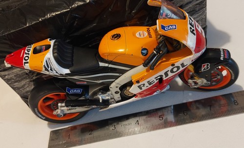 Honda racing bike rc213v - rc213v, model