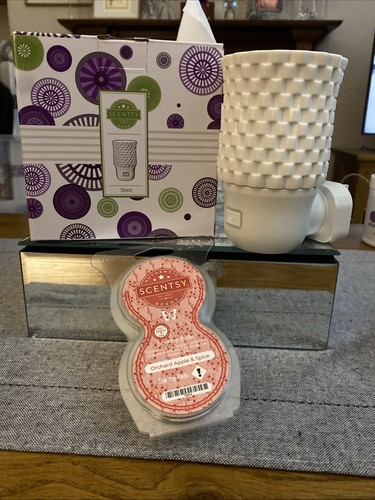 Scentsy wall fan - wall,