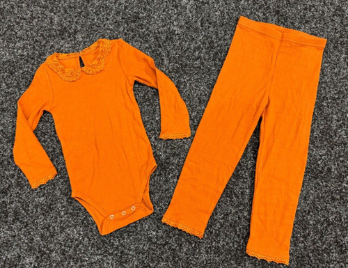 Dolly wears 2pc outfit - 2pc,