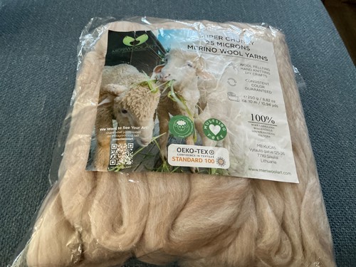 Meriwoolart 100 merino wool - 100%,