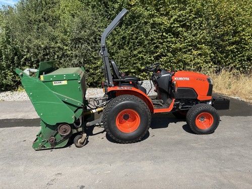 Kubota b2231 tractor with - kubota,
