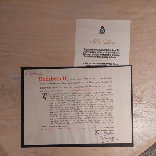 Queen elizabeth autograph - queen, ll