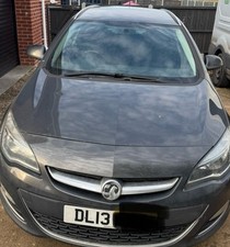 vauxhall astra J Sri Estate 2013 1.6 Breaking Grey Spares Repairs