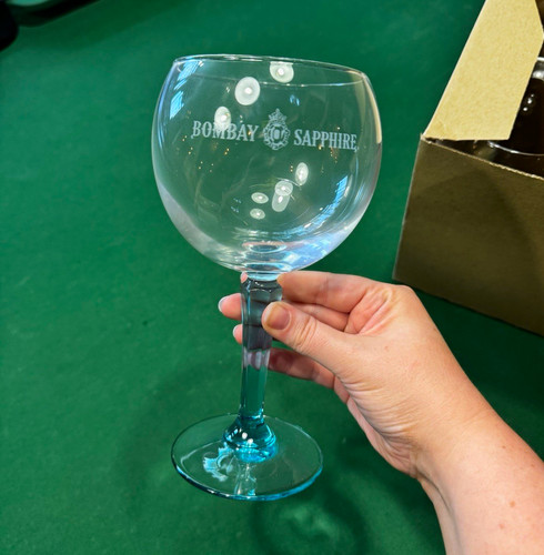 Bombay sapphire gin - sapphire, glass