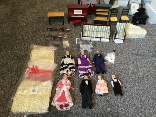 Dolls house emporium - , figures