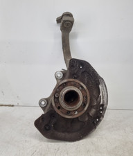 2016 MERCEDES C350e W205 S205 FRONT RIGHT DRIVER SIDE WHEEL HUB 2052200