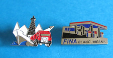 2, Vintage FINA Oil / Petrol Company Pin Badges.