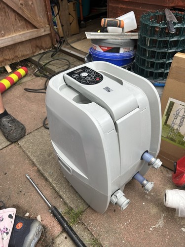 Airjet pump with - airjet, tub