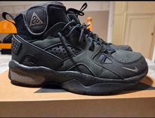 Rare Nike ACG Air Mowabb Off