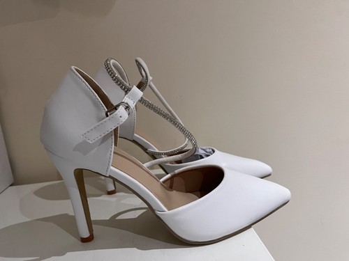 Womens shoes size white - 5,