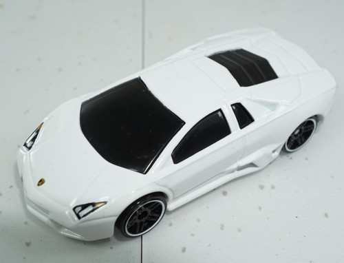 Hot wheels exotics lamborghini - hot,