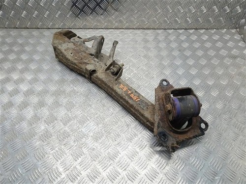 Left rear trailing - -,