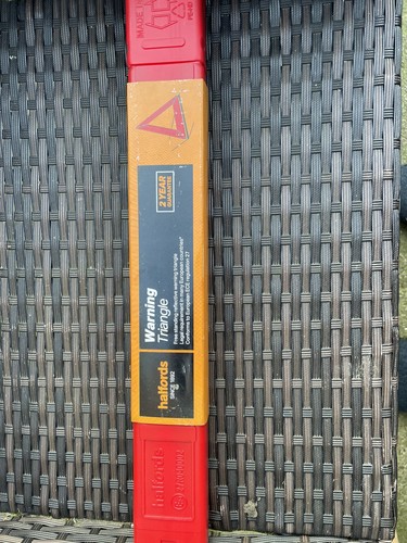 Halfords warning triangle - halfords,