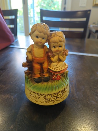 Music box hummel - 7",
