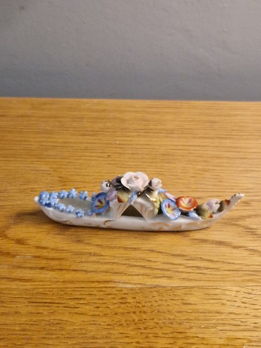 Gondola figurine - gondola,