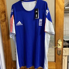 England Adidas Cricket T-shirt . Size 48-50 Chest . New With Tags.
